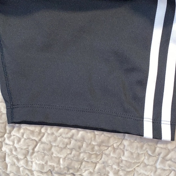 Adidas bike shorts, 10” length, only worn twice - Picture 5 of 6